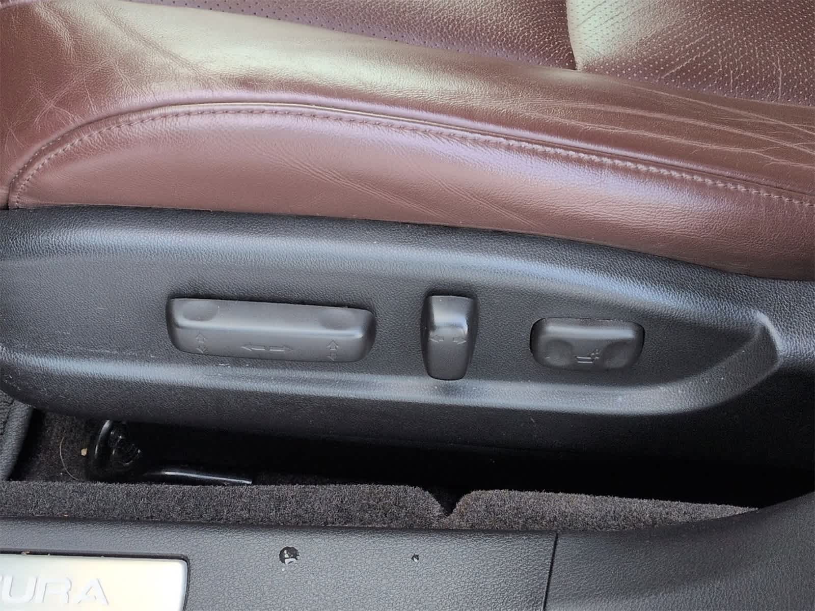 Thumbnail: 2015 Acura TLX - 18