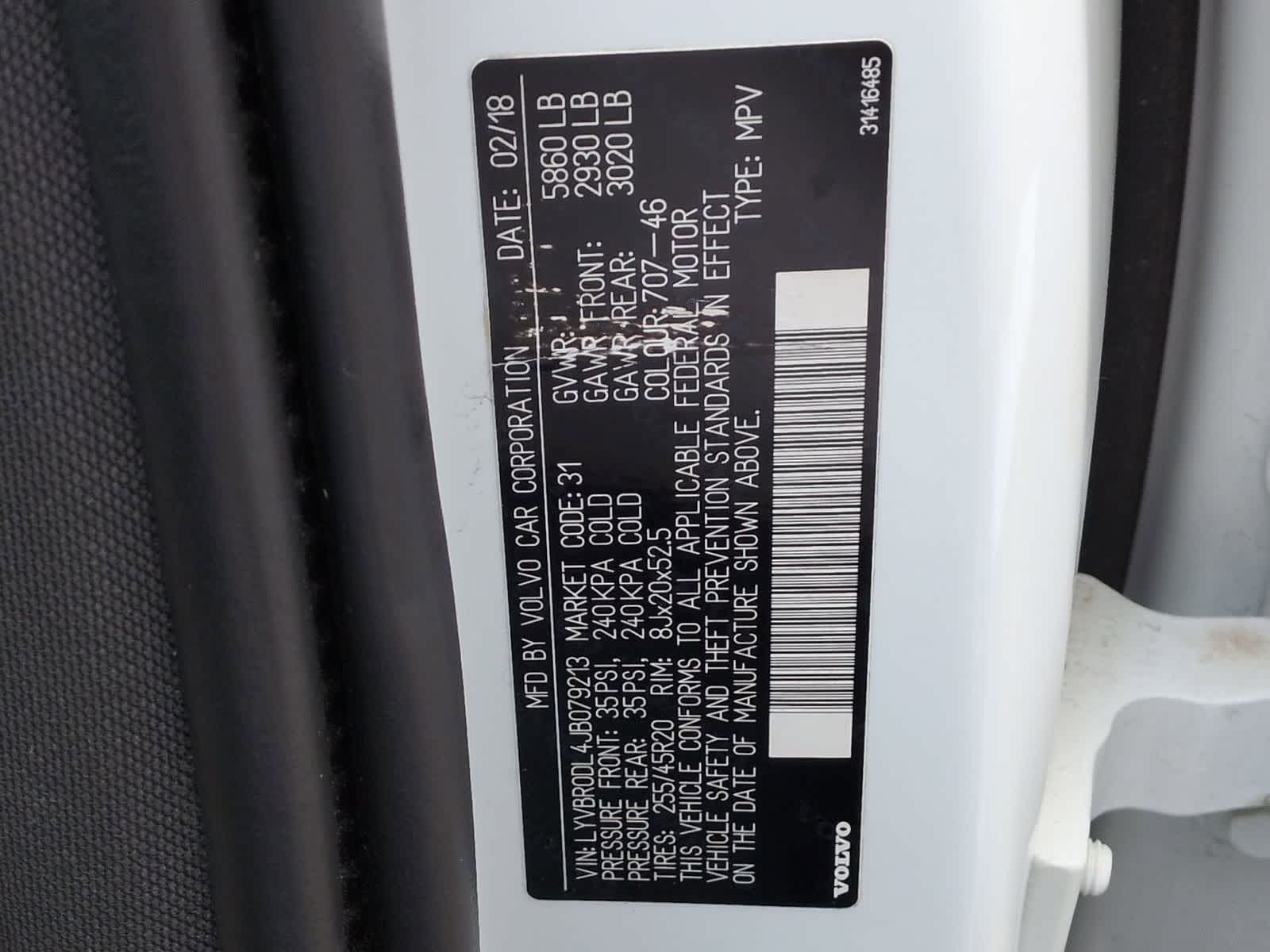 Thumbnail: 2018 Volvo XC60 - 37