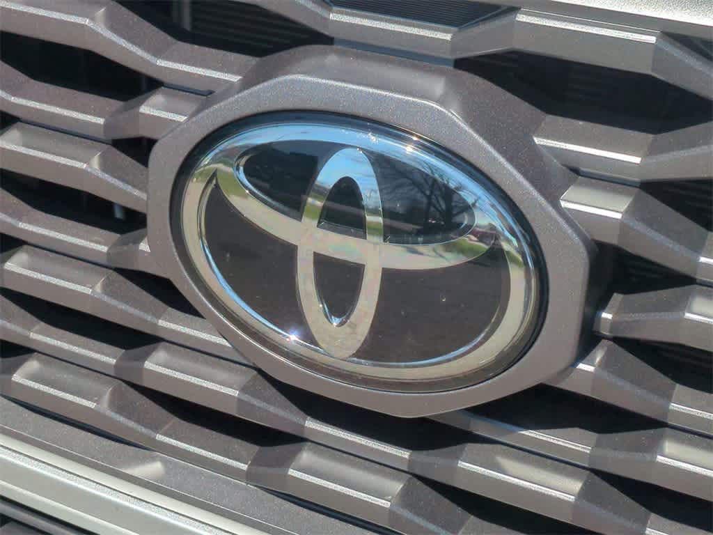 2022 Toyota Tacoma TRD Off-Road 12