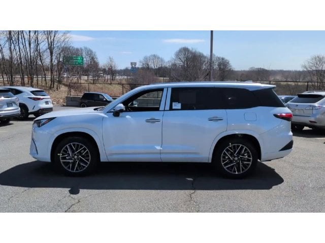 Thumbnail: 2026 Lexus TX - 5