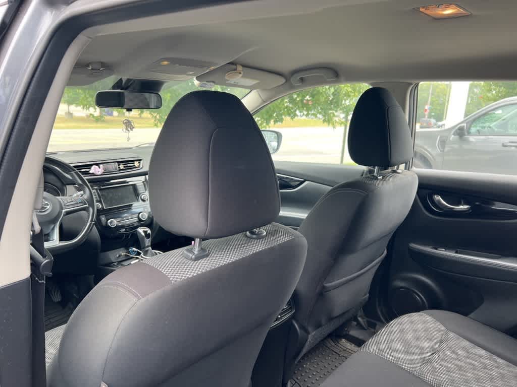 Thumbnail: 2019 Nissan Rogue Sport - 7