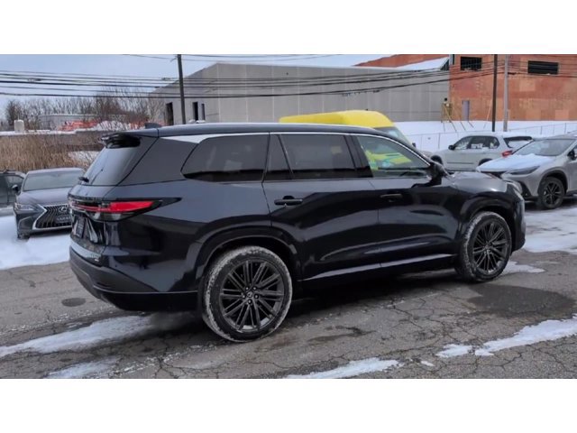 Thumbnail: 2026 Lexus TX - 8