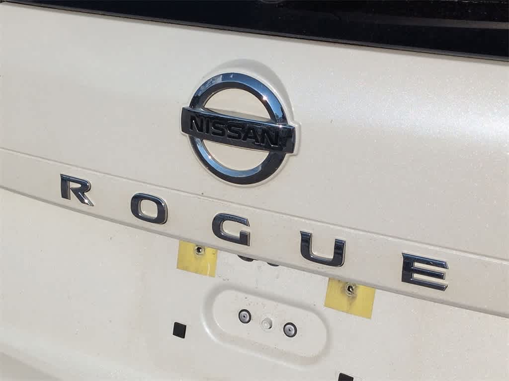 Thumbnail: 2021 Nissan Rogue - 13