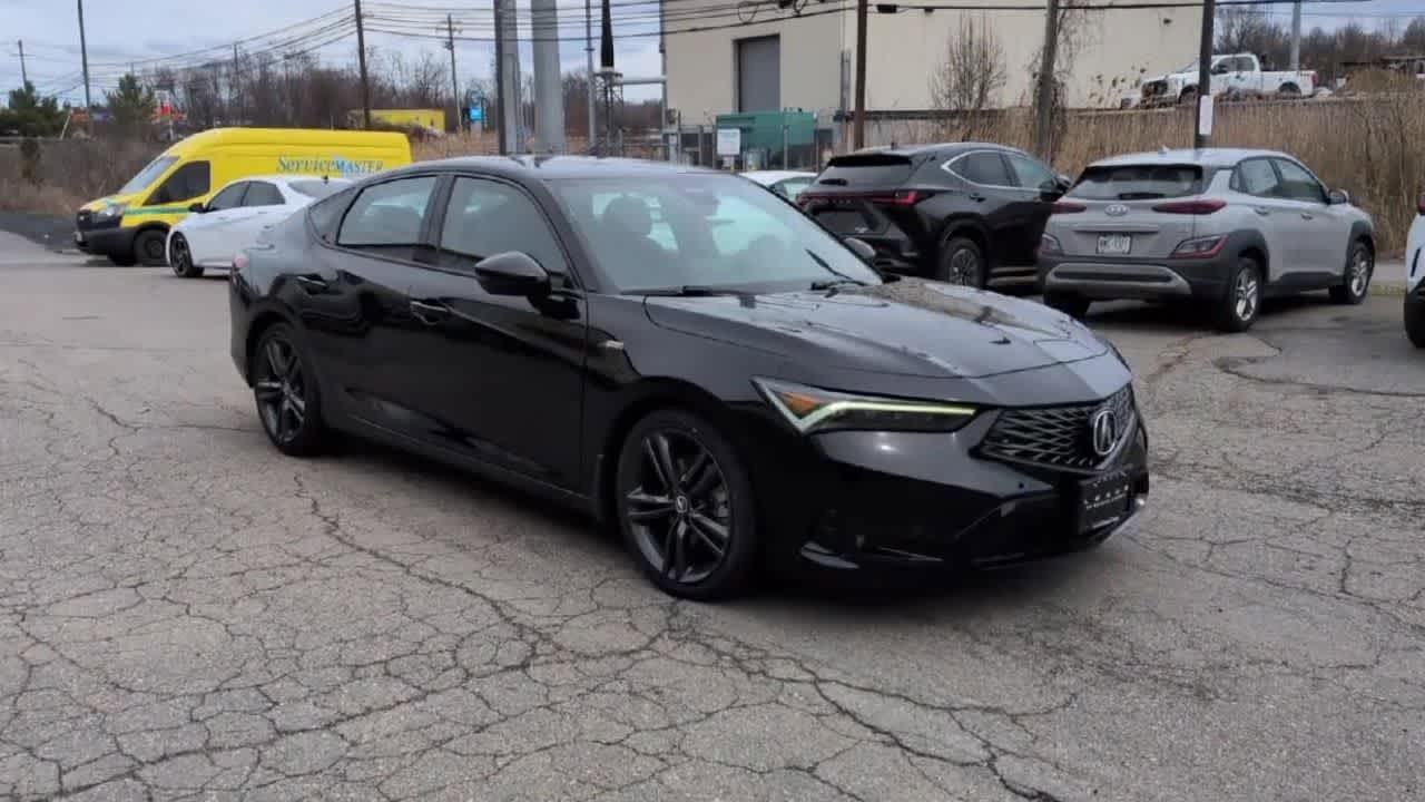 Thumbnail: 2023 Acura Integra - 2