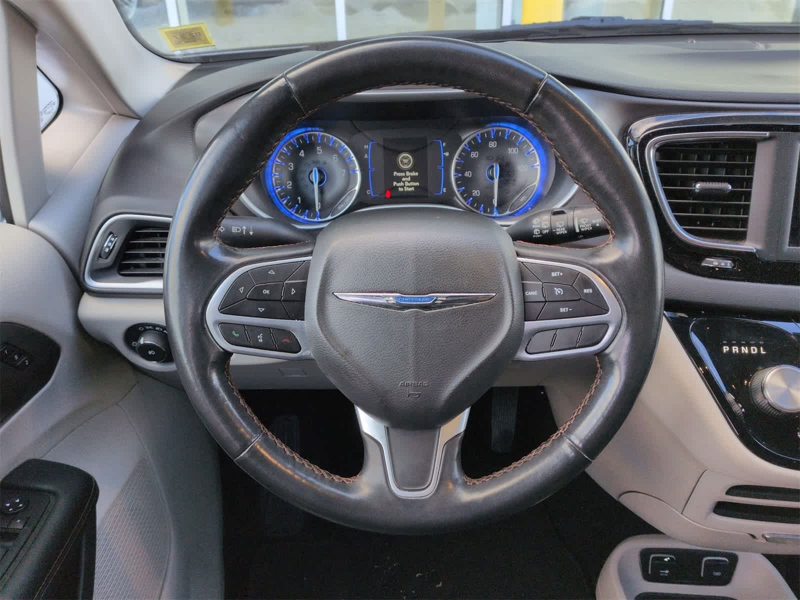 Thumbnail: 2020 Chrysler Pacifica - 23