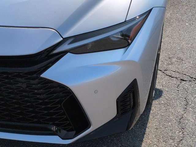 2026 Lexus IS 350 F SPORT DESIGN - Photo 11