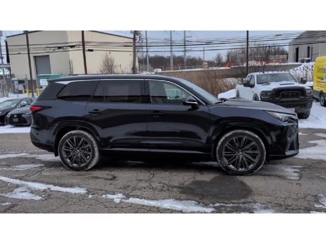 Thumbnail: 2026 Lexus TX - 9