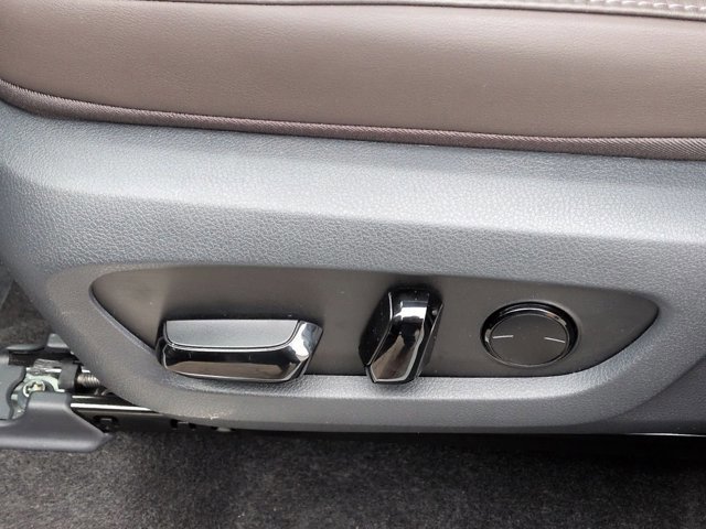 Thumbnail: 2026 Lexus TX - 18