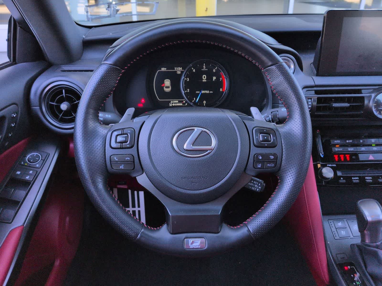 Thumbnail: 2024 Lexus IS - 25
