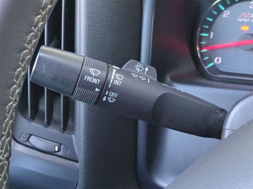 Thumbnail: 2014 Chevrolet Silverado 1500 - 26