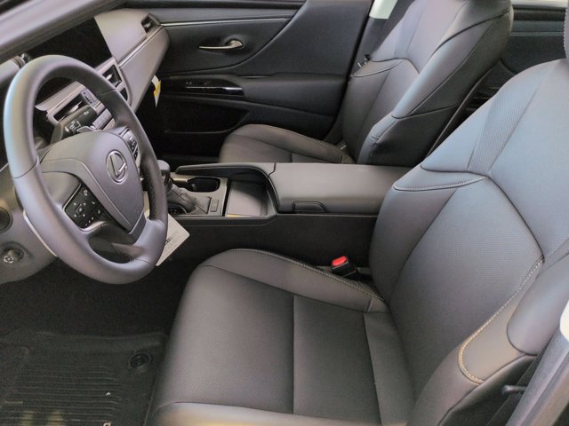 Thumbnail: 2025 Lexus ES - 9