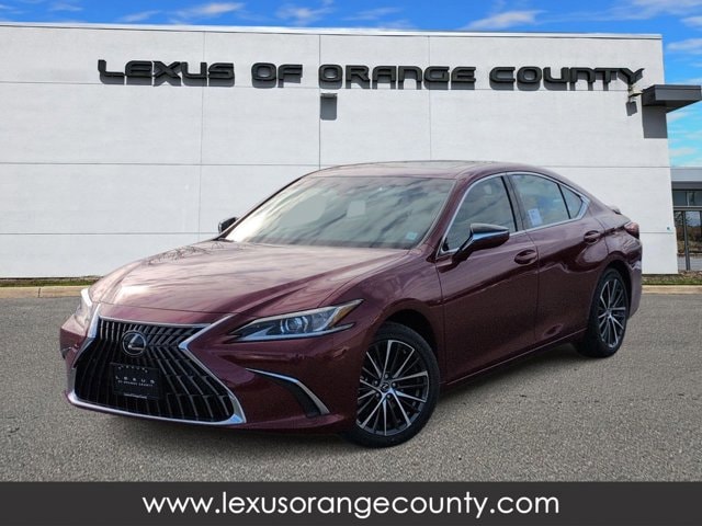 2025 Lexus ES 350's photo