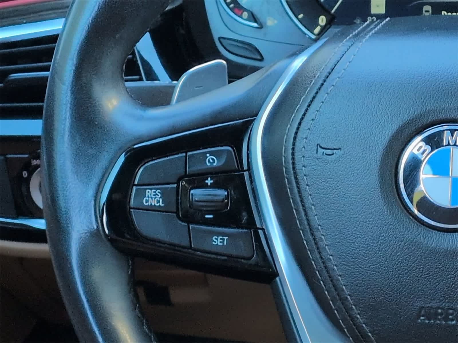 Thumbnail: 2019 BMW 5 Series - 26