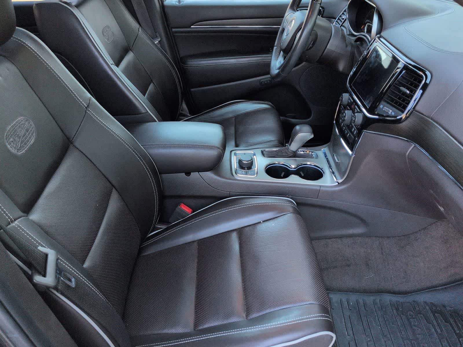 Thumbnail: 2019 Jeep Grand Cherokee - 24