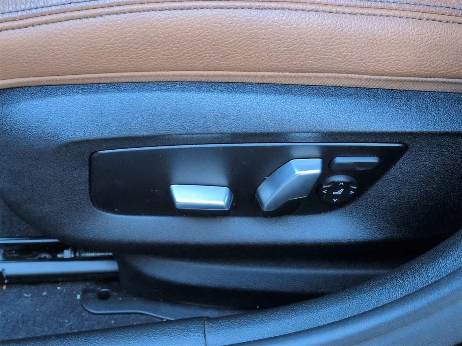 Thumbnail: 2019 BMW 5 Series - 18