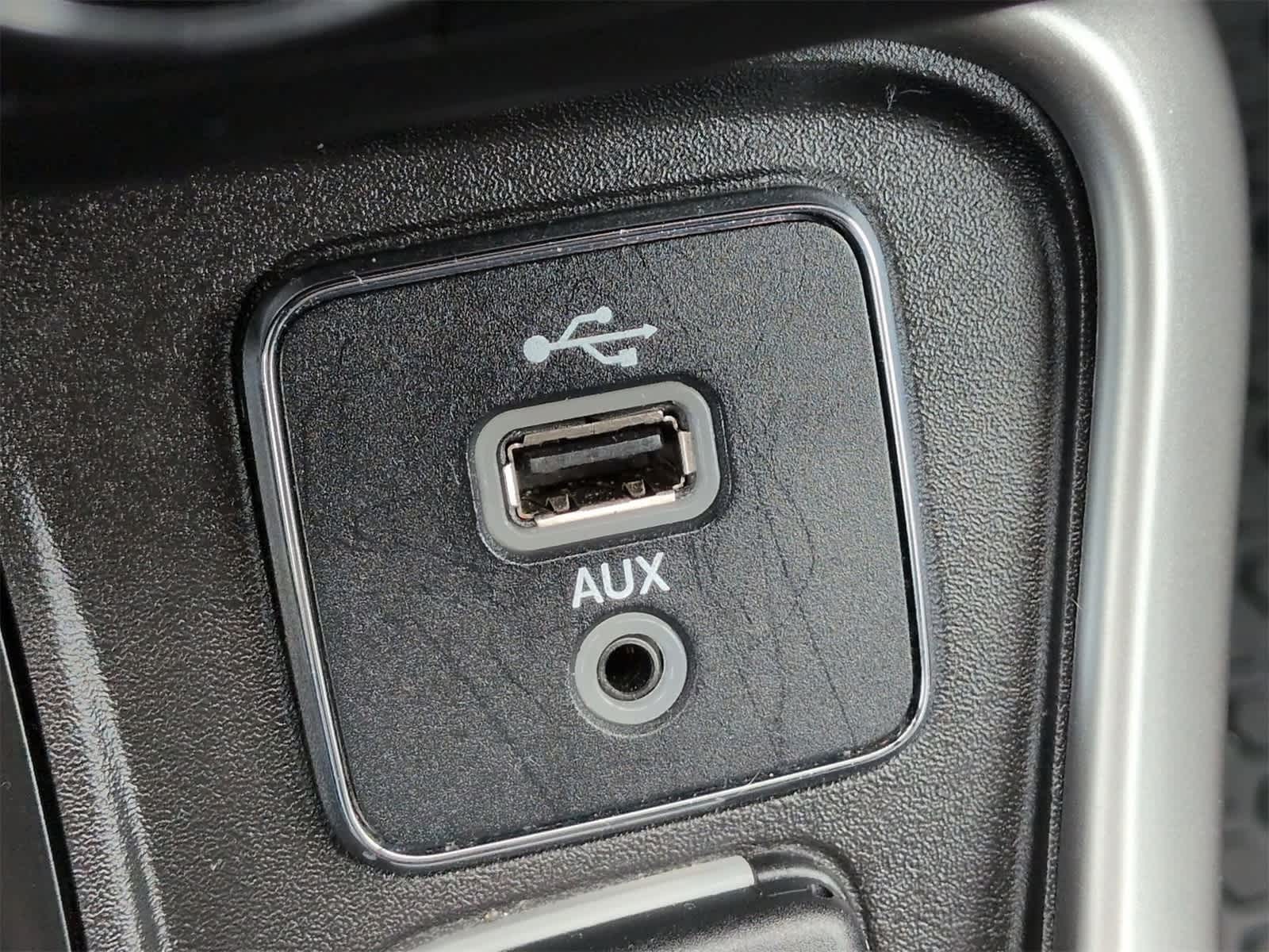 Thumbnail: 2018 Jeep Compass - 31