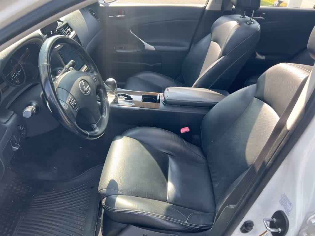 Thumbnail: 2009 Lexus IS - 9