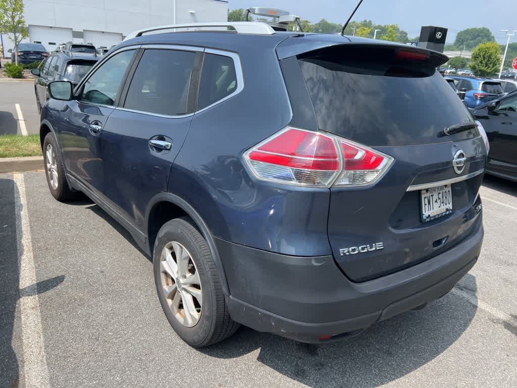 Thumbnail: 2016 Nissan Rogue - 4