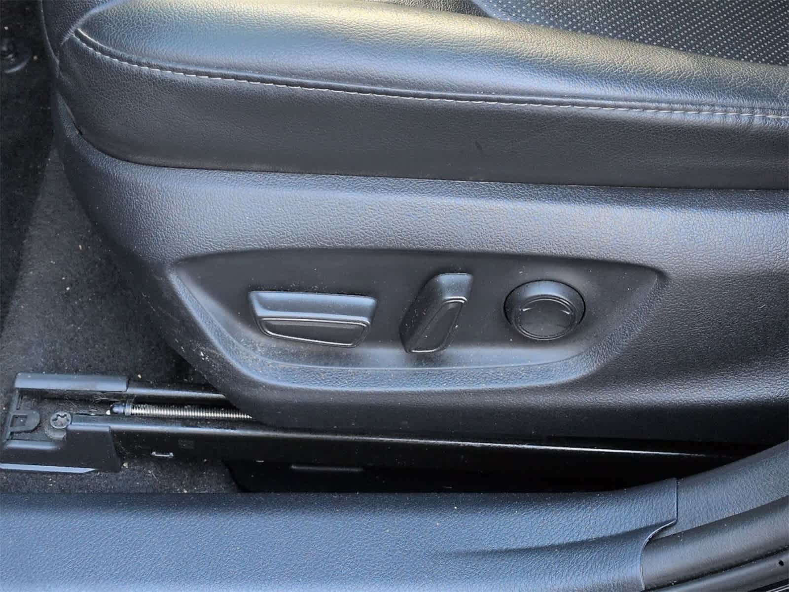 Thumbnail: 2024 Toyota Camry - 18