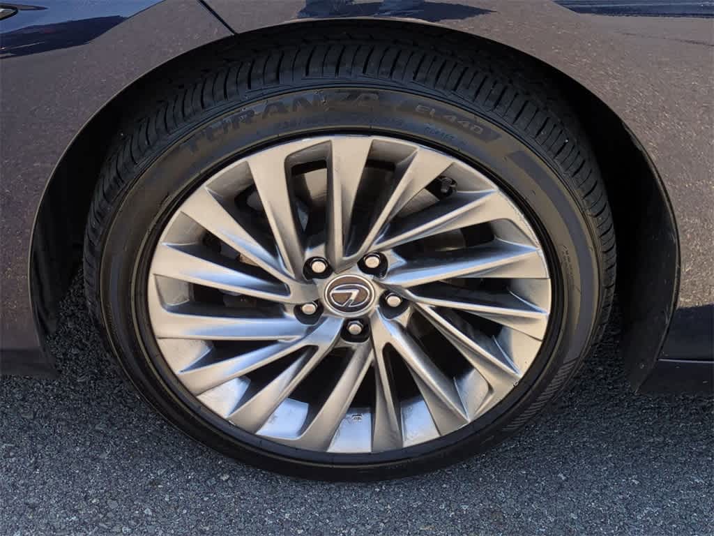Thumbnail: 2022 Lexus ES - 14