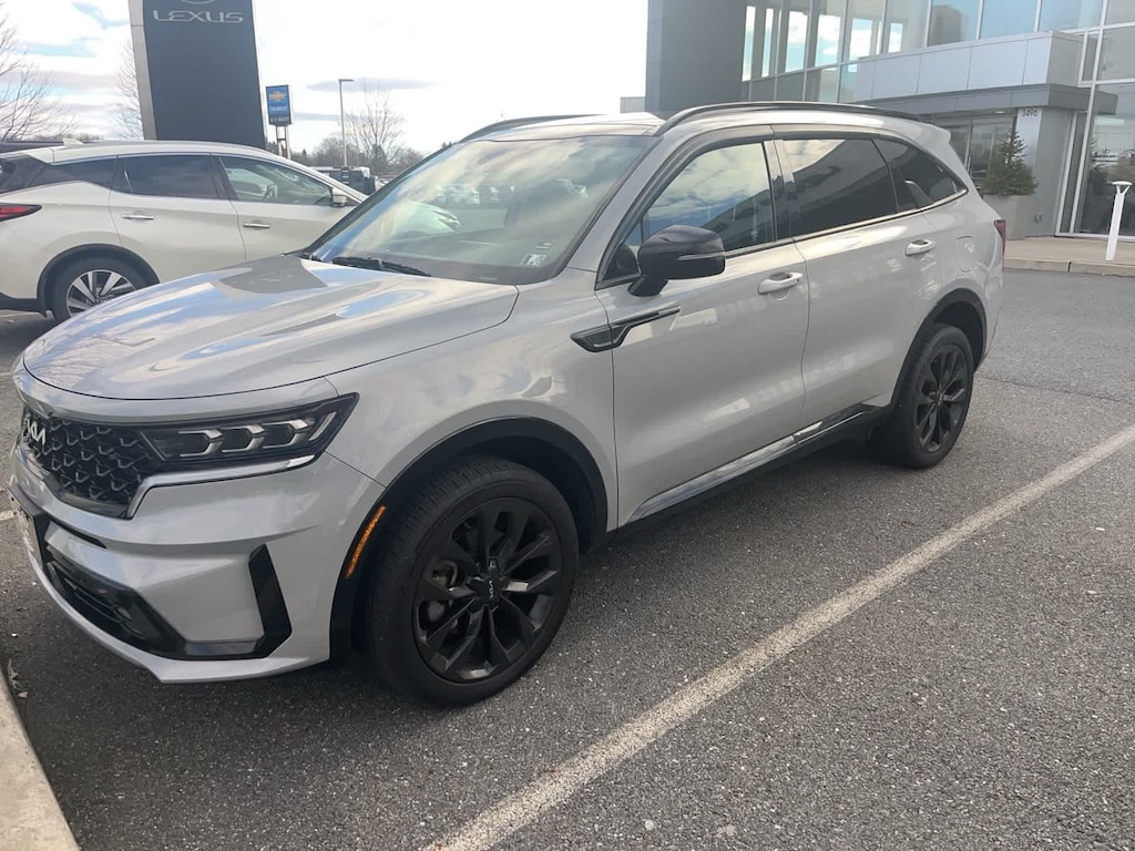 Used 2022 Kia Sorento SX SUV