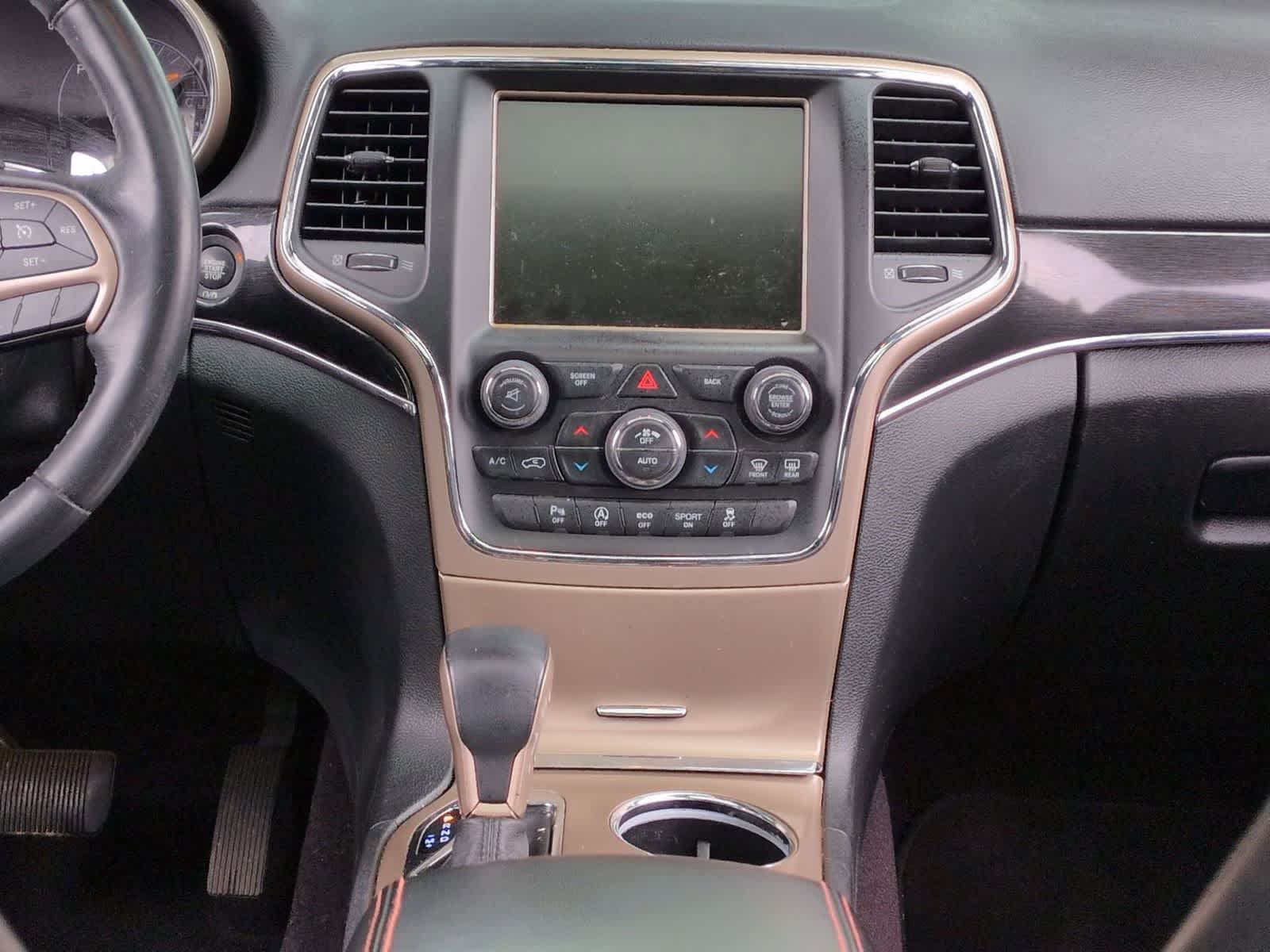 Thumbnail: 2016 Jeep Grand Cherokee - 30