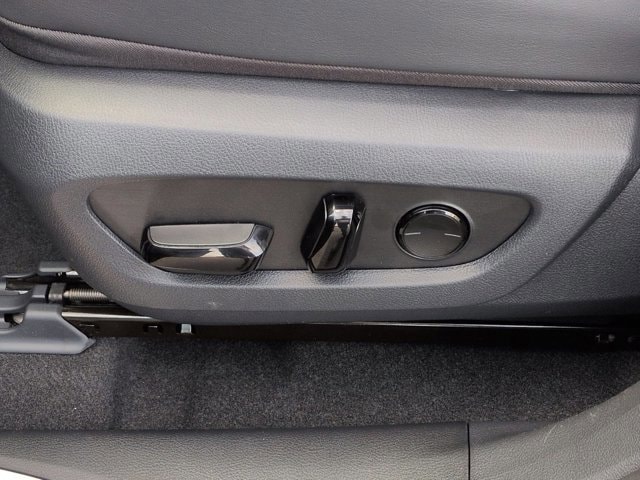 Thumbnail: 2026 Lexus RX - 18