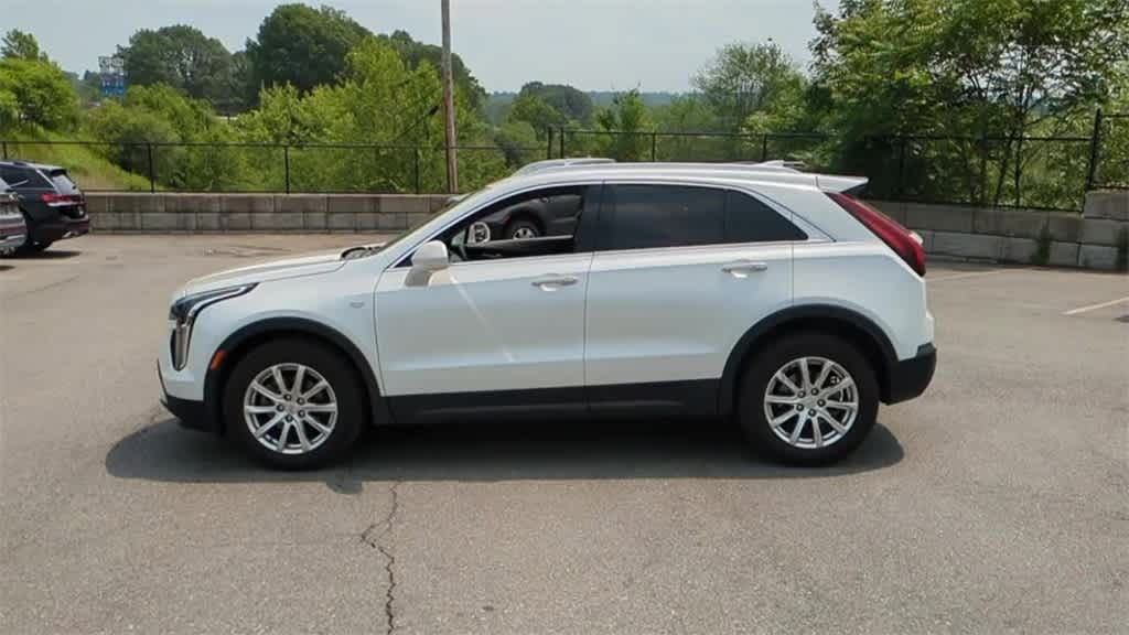 Thumbnail: 2019 Cadillac XT4 - 5