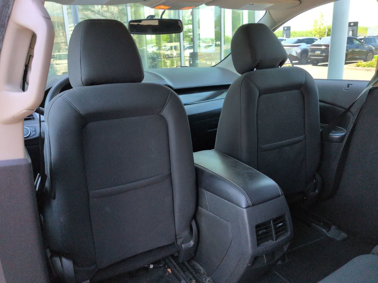 Thumbnail: 2012 Ford Edge - 17