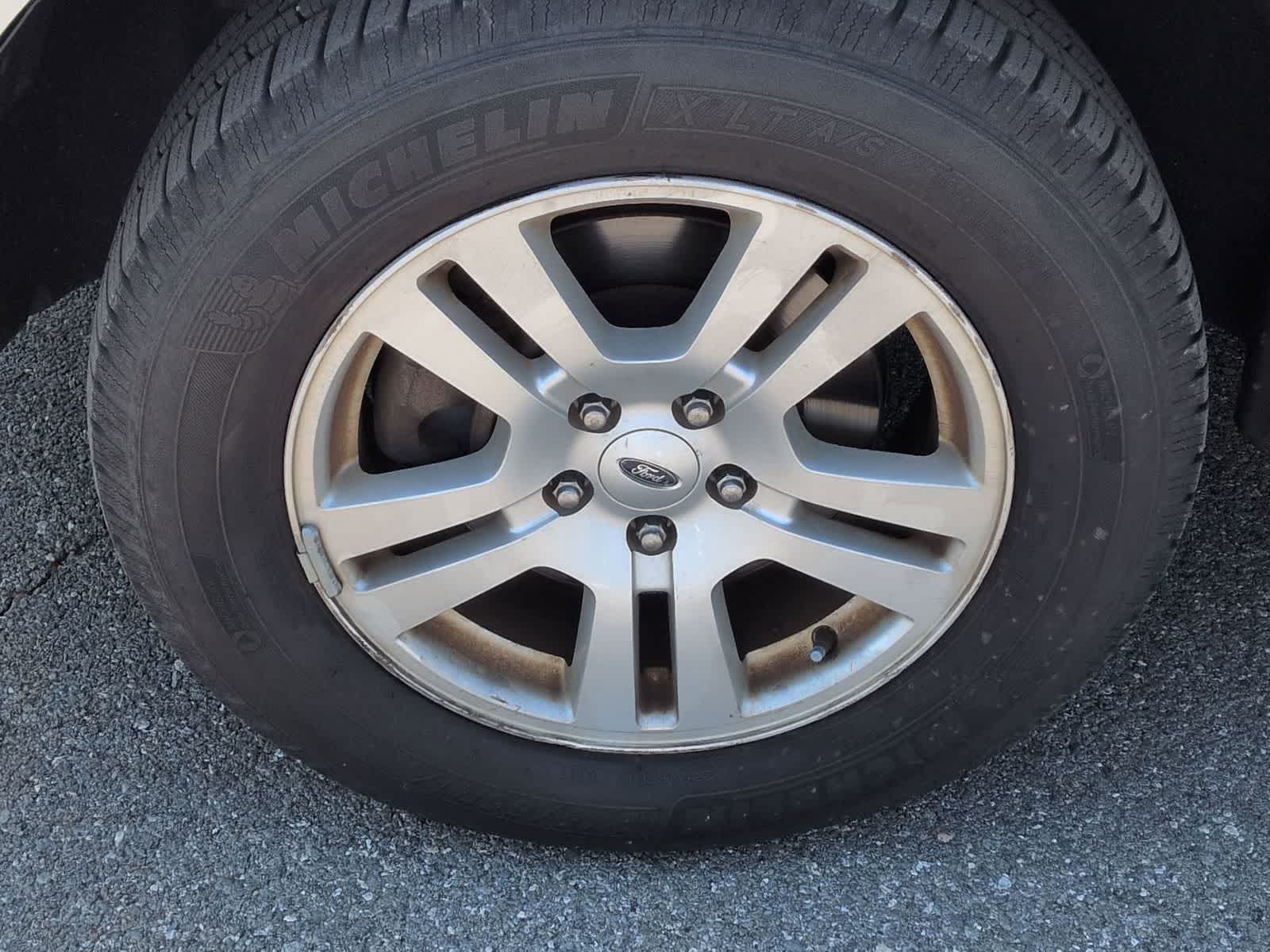 Thumbnail: 2012 Ford Edge - 14