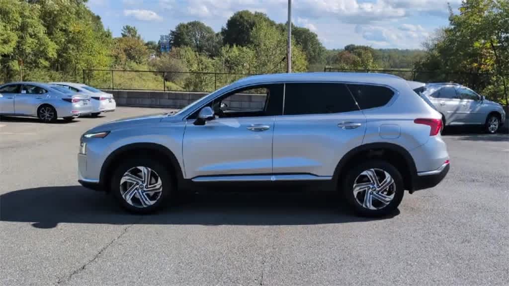 Thumbnail: 2022 Hyundai Santa Fe - 5