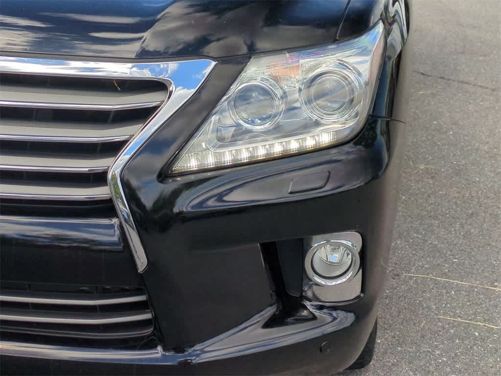 Thumbnail: 2013 Lexus LX - 11