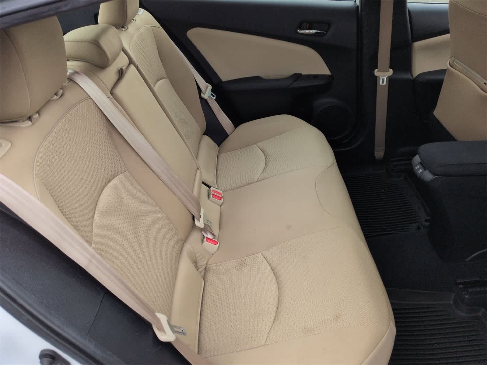 Thumbnail: 2022 Toyota Prius - 20