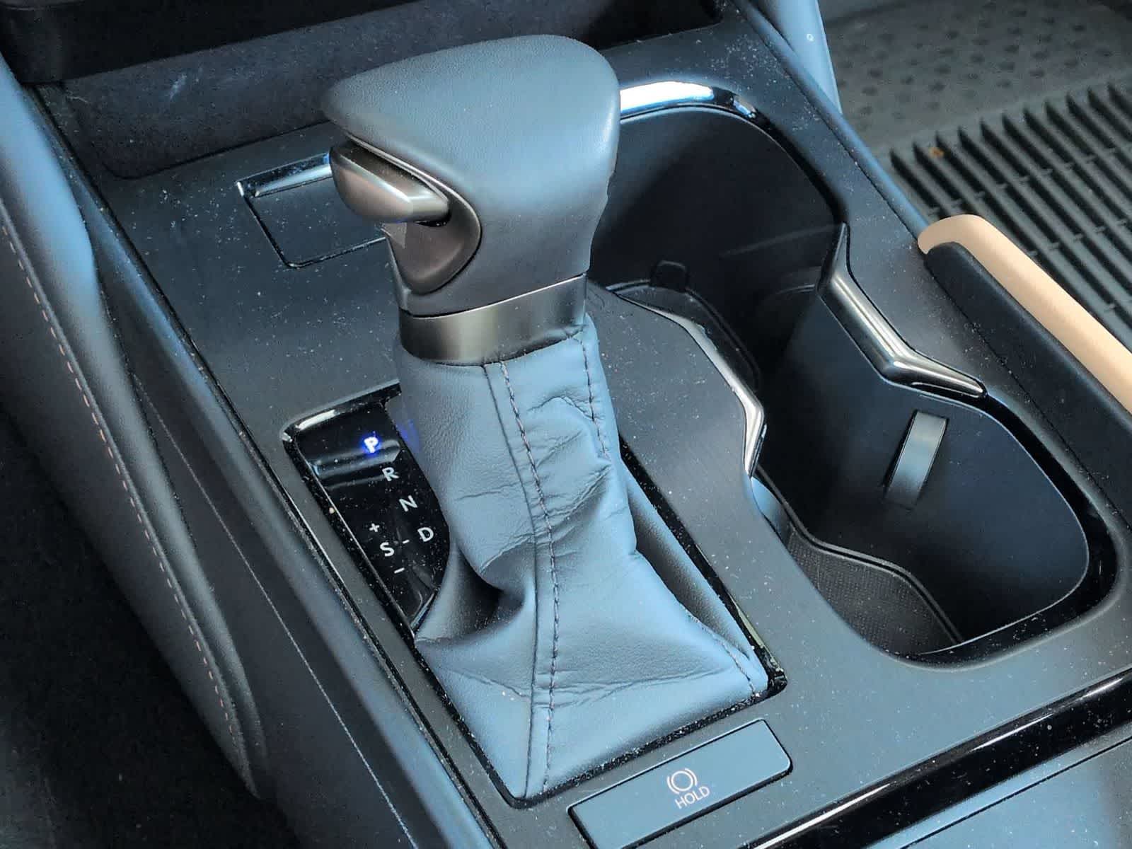 Thumbnail: 2025 Lexus ES - 33