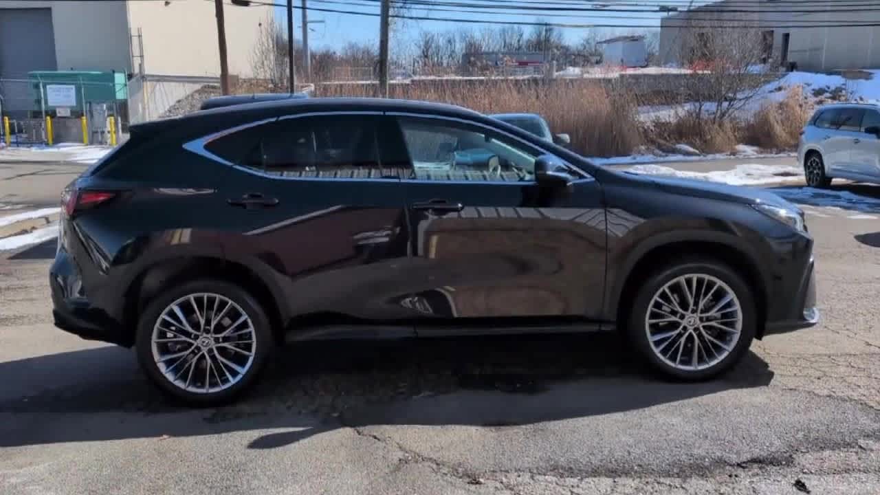 Thumbnail: 2022 Lexus NX - 9