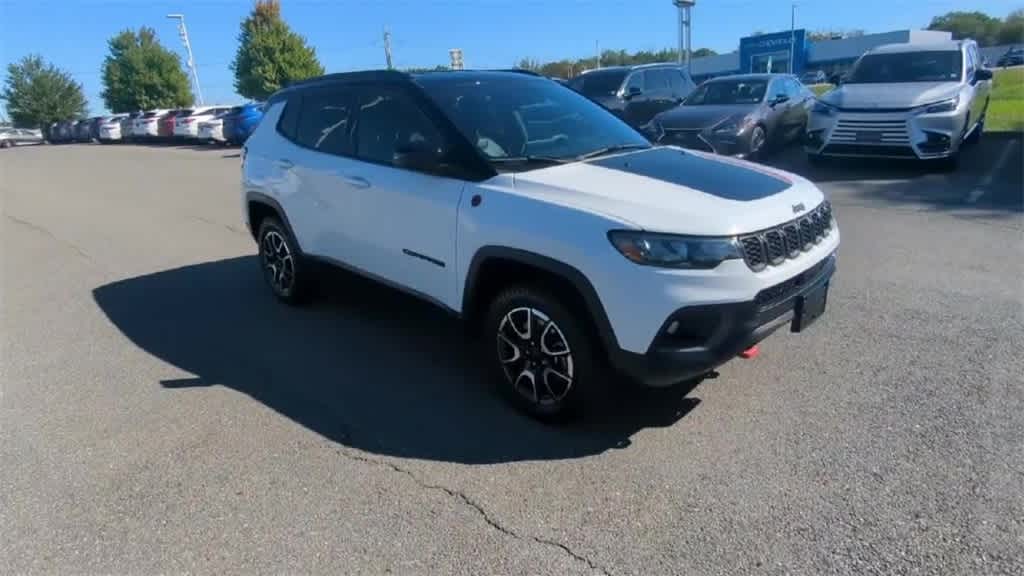 Thumbnail: 2024 Jeep Compass - 2