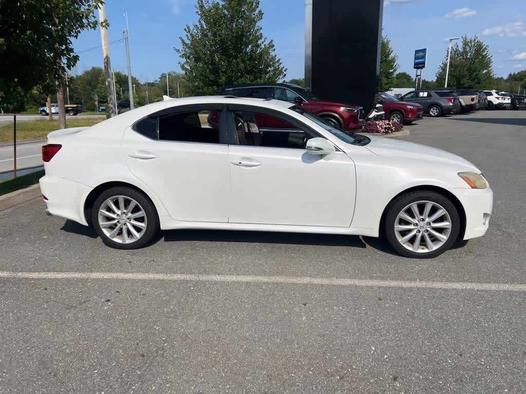 Thumbnail: 2009 Lexus IS - 4