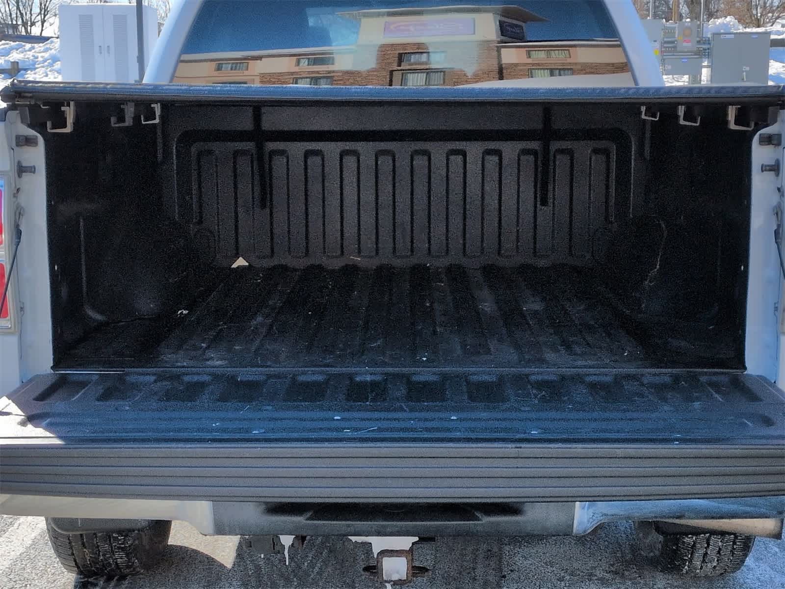 Thumbnail: 2014 Ford F-150 - 32