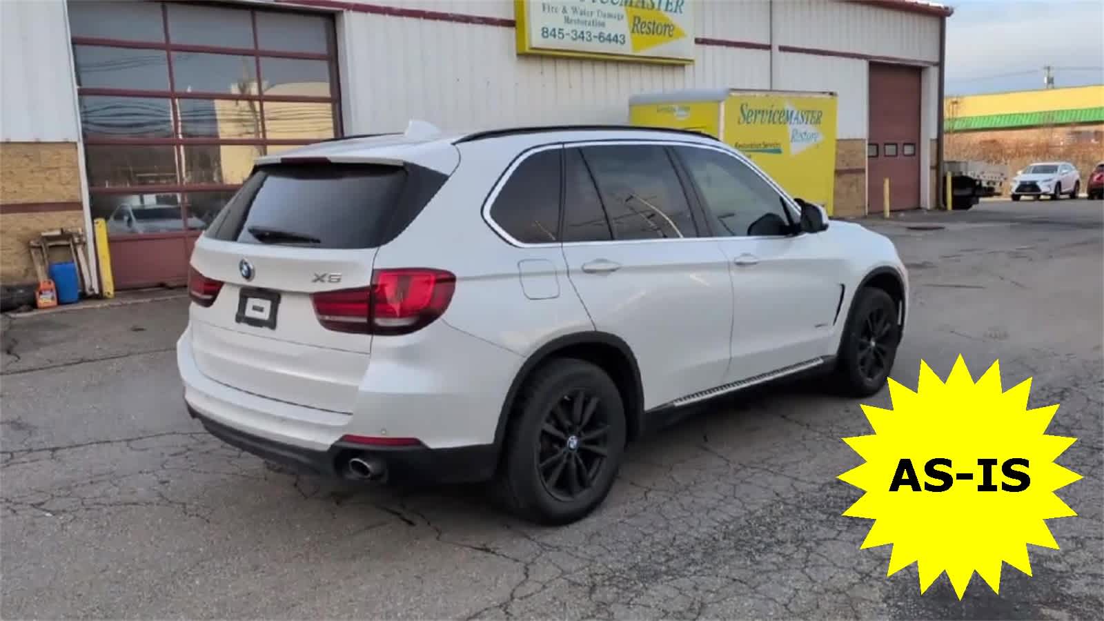 Thumbnail: 2015 BMW X5 - 8
