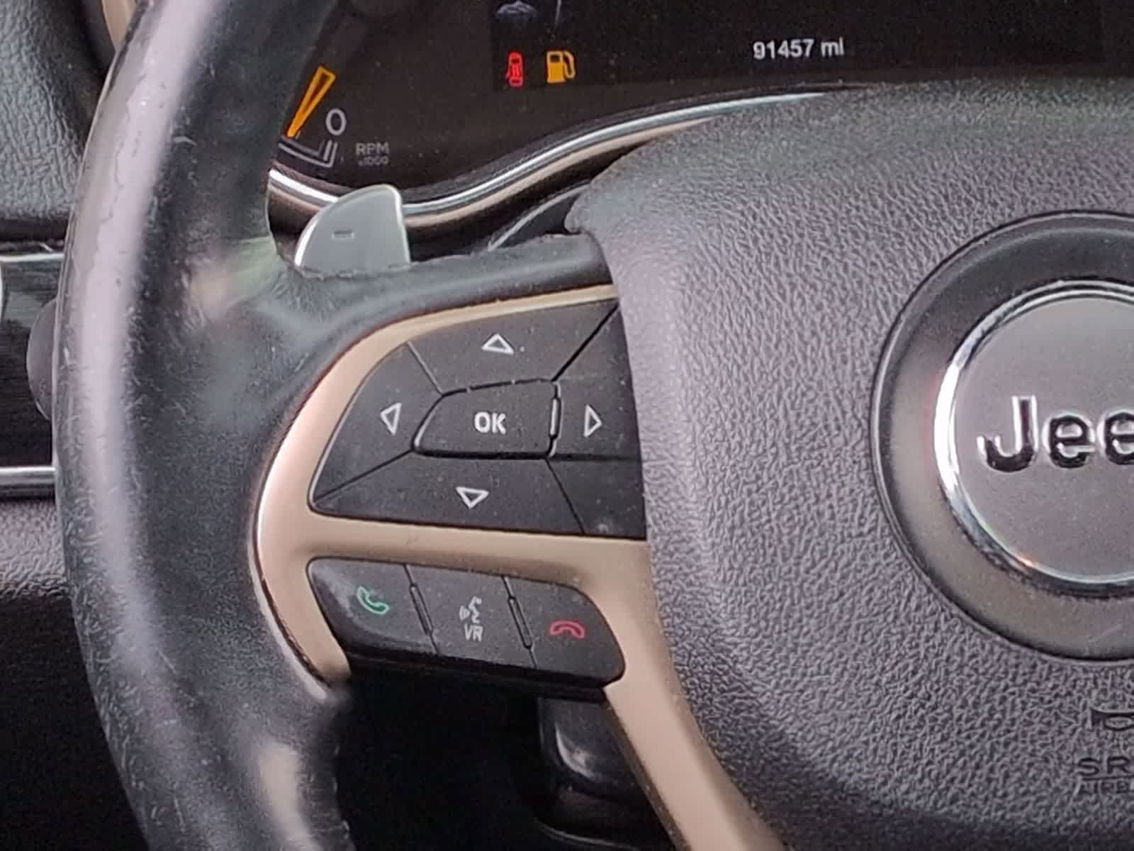 Thumbnail: 2016 Jeep Grand Cherokee - 26