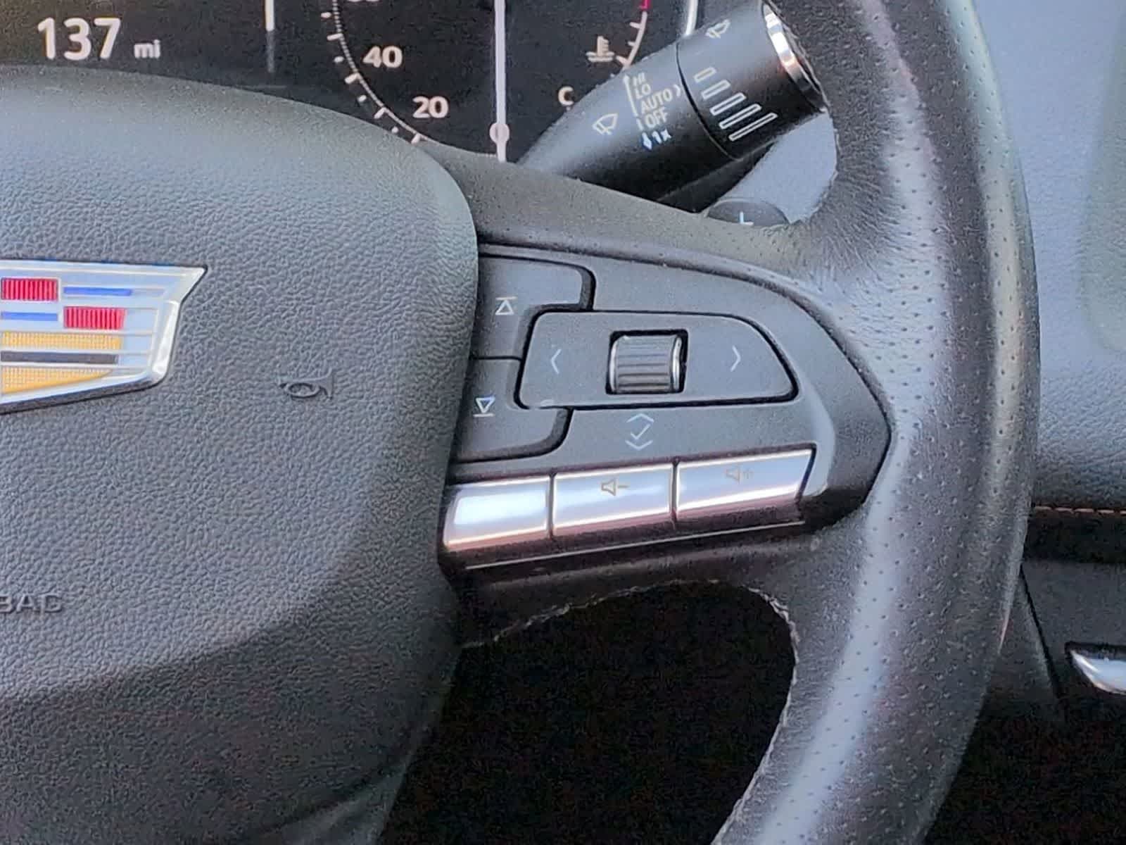 Thumbnail: 2023 Cadillac XT4 - 27