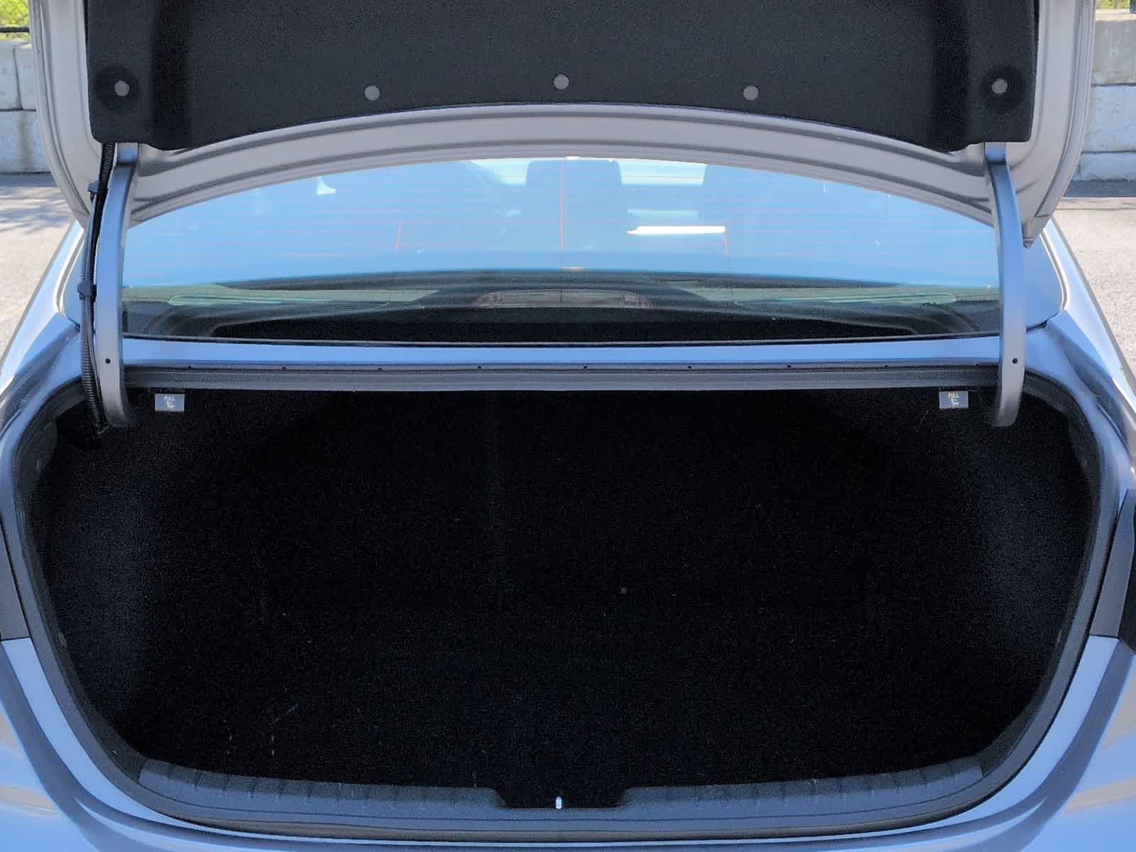 Thumbnail: 2023 Kia Forte - 33