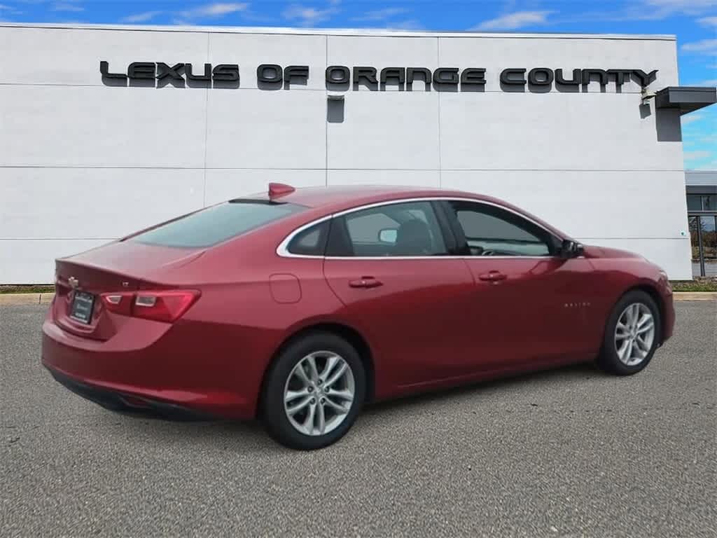 Thumbnail: 2016 Chevrolet Malibu - 8