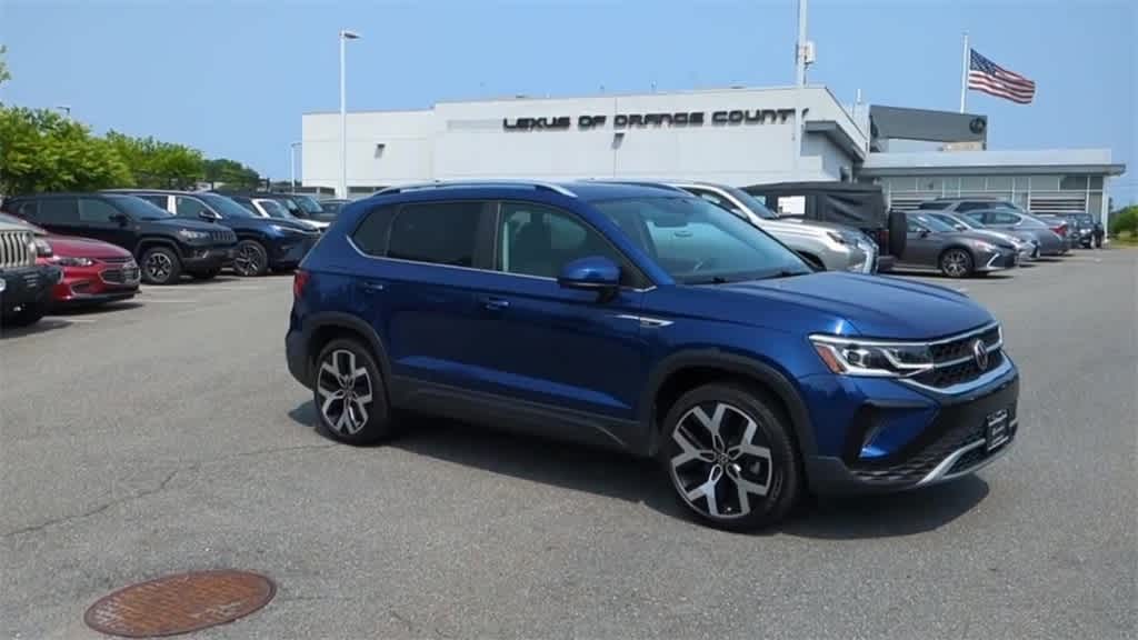 Thumbnail: 2022 Volkswagen Taos - 2