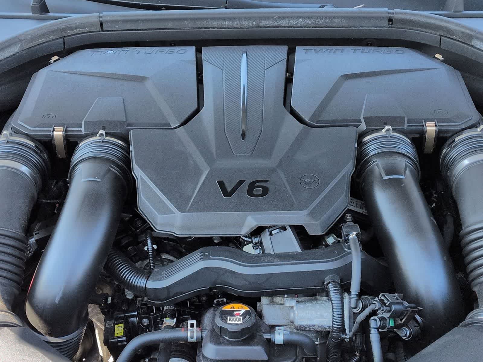 Thumbnail: 2022 Genesis GV70 - 15