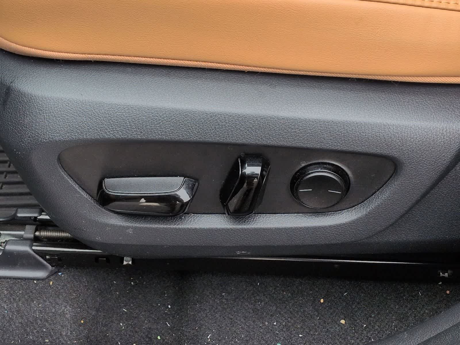 Thumbnail: 2024 Lexus NX - 18