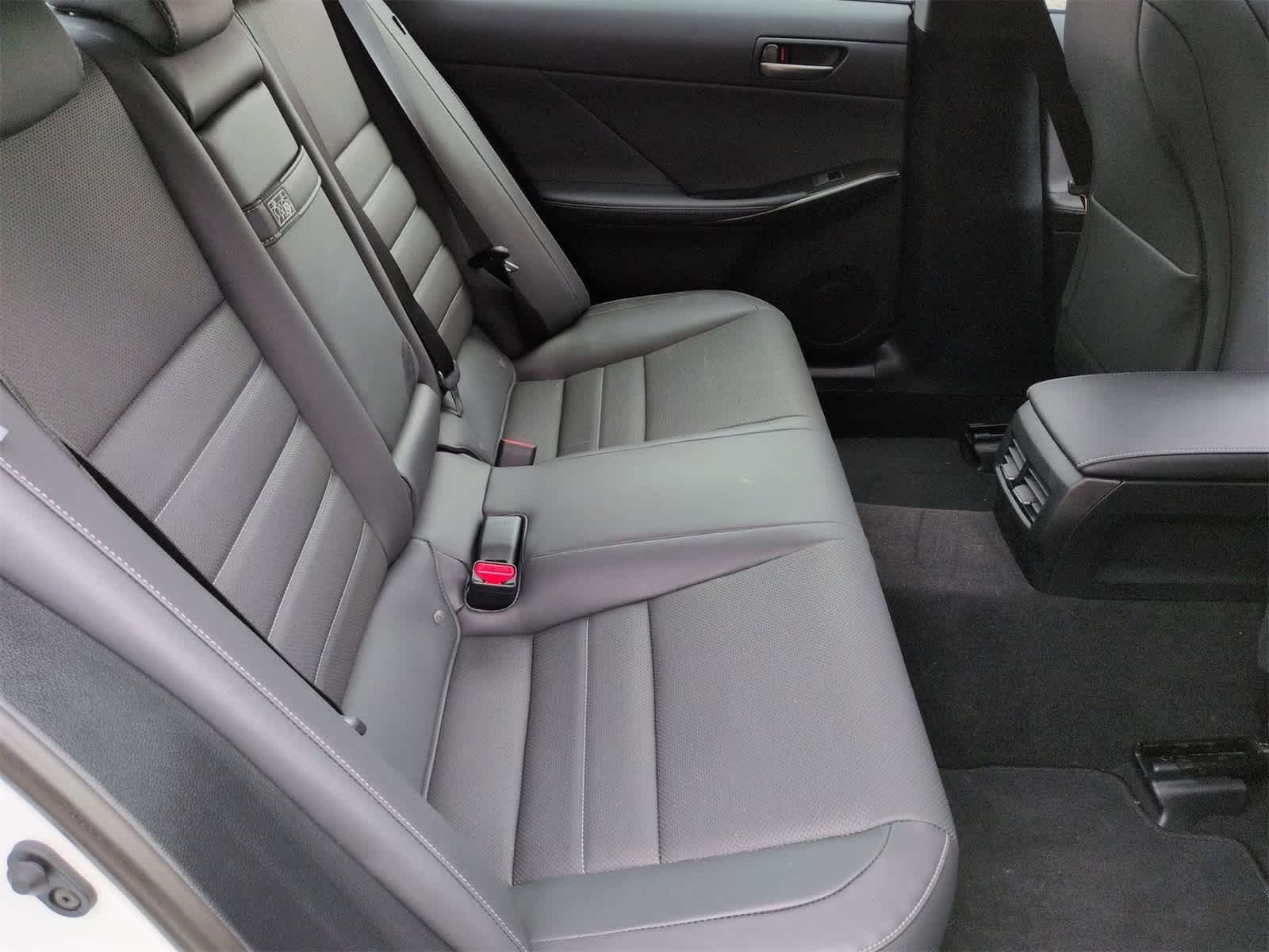 Thumbnail: 2025 Lexus IS - 22