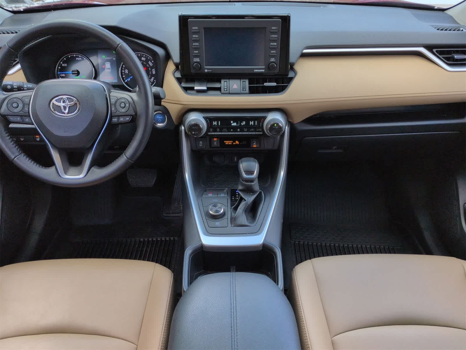 Thumbnail: 2022 Toyota RAV4 - 16