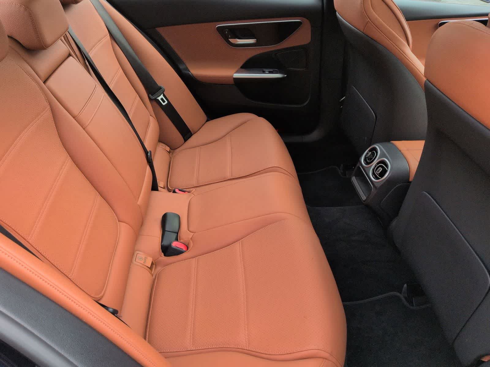 Thumbnail: 2023 Mercedes-Benz C-Class - 21