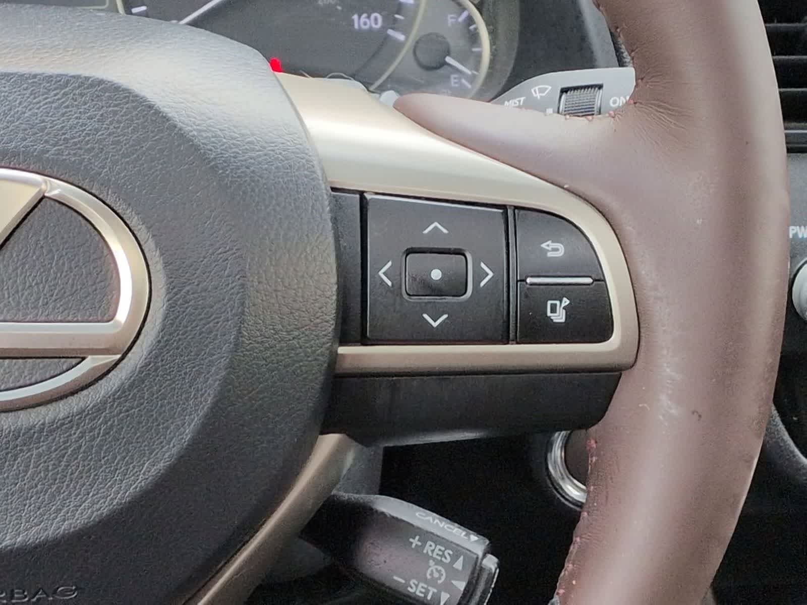 Thumbnail: 2016 Lexus RX - 27